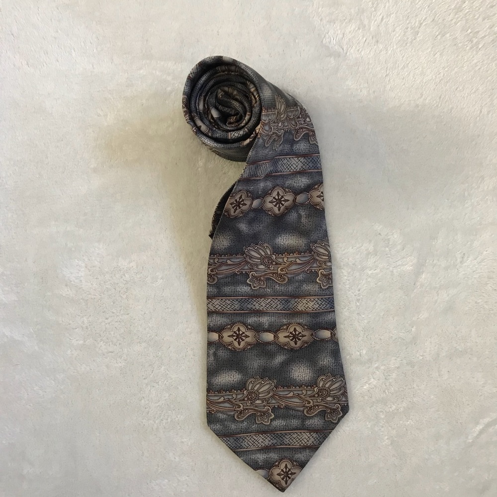 Dover Arrow Abstract Tie